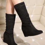 Bottes noires à talons compensés en petite pointure femme