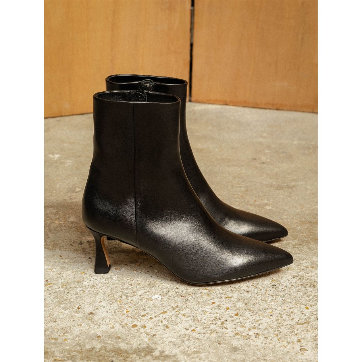 bottes-bobbies-472fhc-1.jpg Nice Shoes | Bobbies bobbies audrey noir passion cuir agneau noir – Image 1