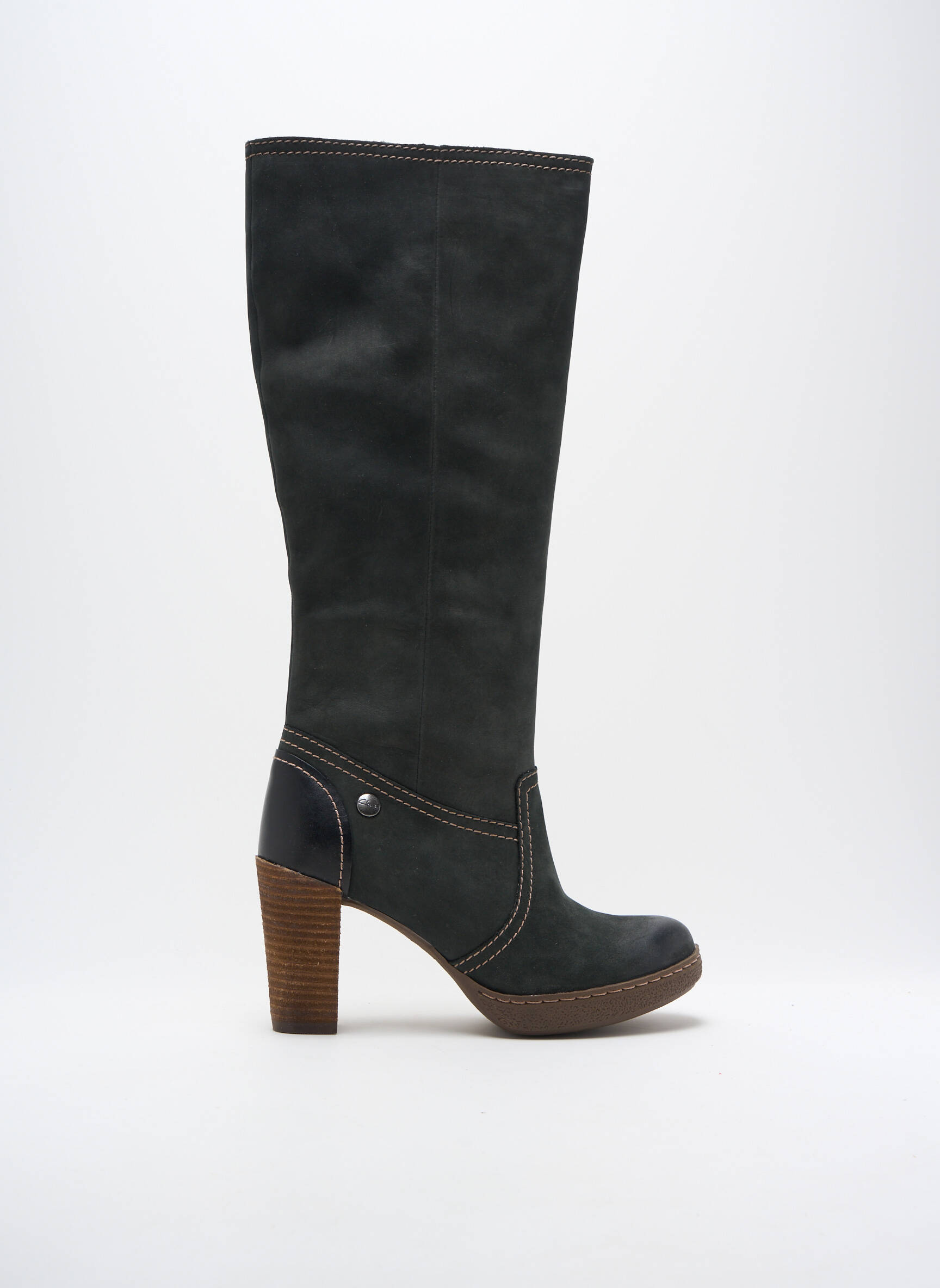 bottes-clarks-femme-952utg-1.jpg Bottes Nubuck Femme Noire Point De Vente Clarks Paris Bottes Nubuck Noir Clarks Femme – Image 1