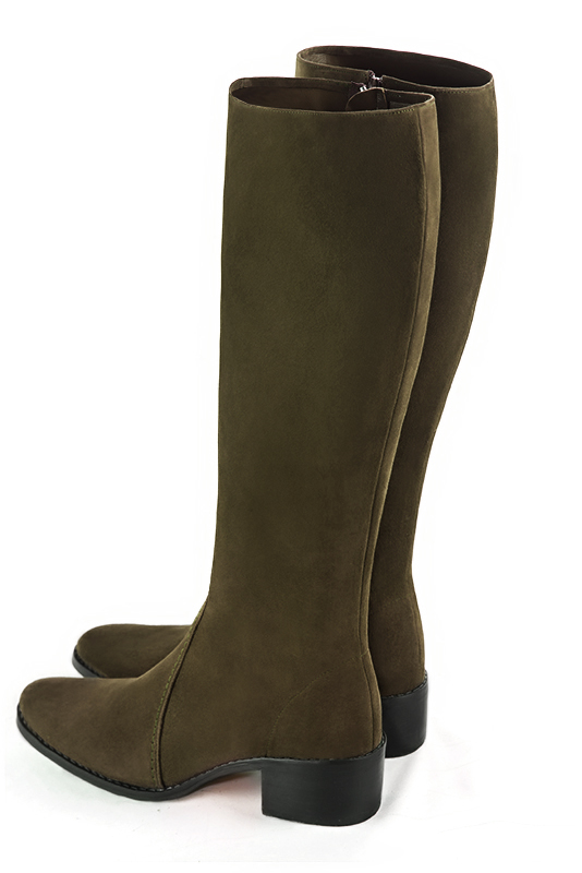 bottes-kaki-852ghg-1.jpg Bottes cavalière habillées femme sur mesure en cuir vert kaki à semelle en cuir de 3.5 cm Florence Kooijman – Image 1
