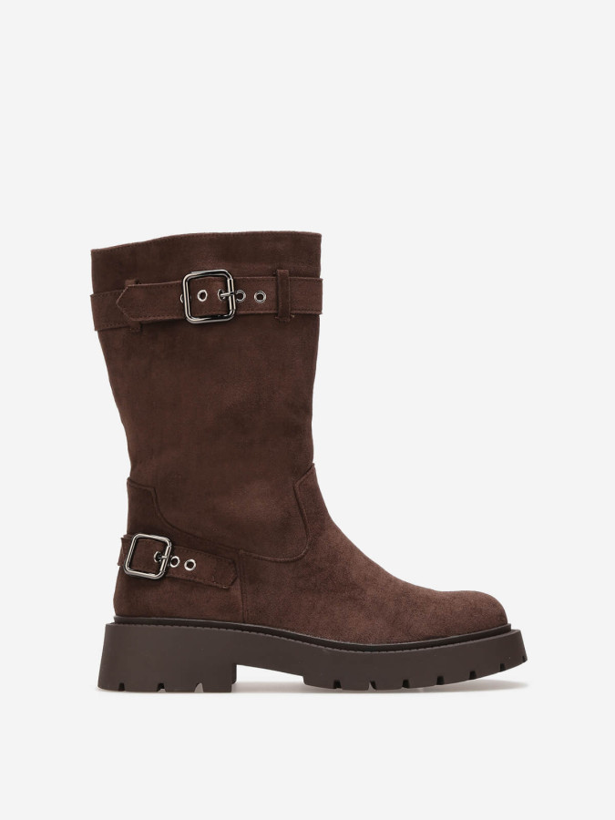 bottes-motardes-femme-763fkj-1.jpg Bottines motard femme en suédine marron – Look rock & chaud – Image 1