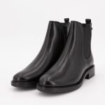 Bottines basses noires avec élastique cuir Femme KEYS à prix dégriffé