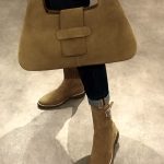 Bottines habillées femme boucles côté en cuir beige camel à semelle en gomme Florence Kooijman