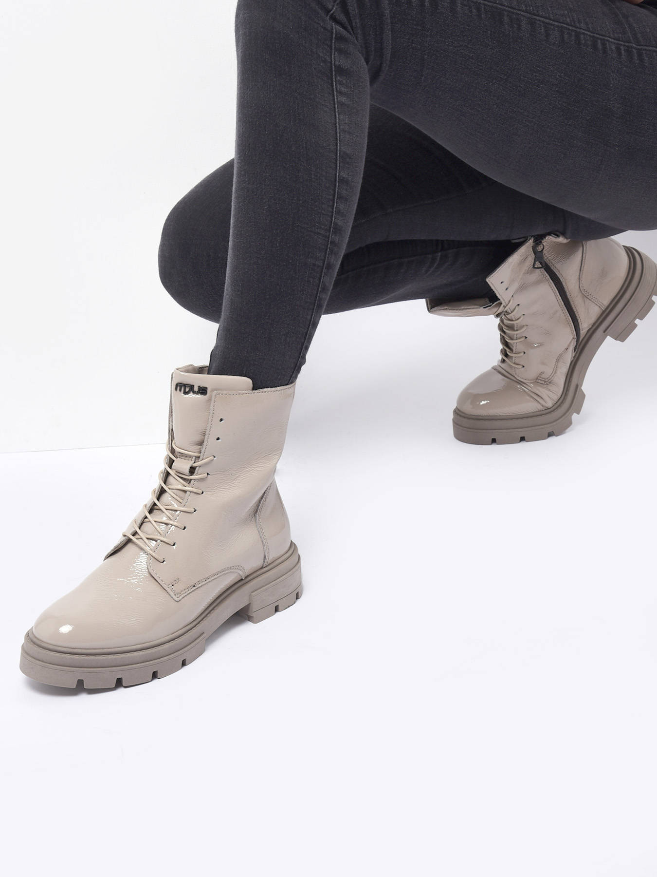 mjus-bottines-921hrm-1.jpg Boots en cuir MJUS – Image 1