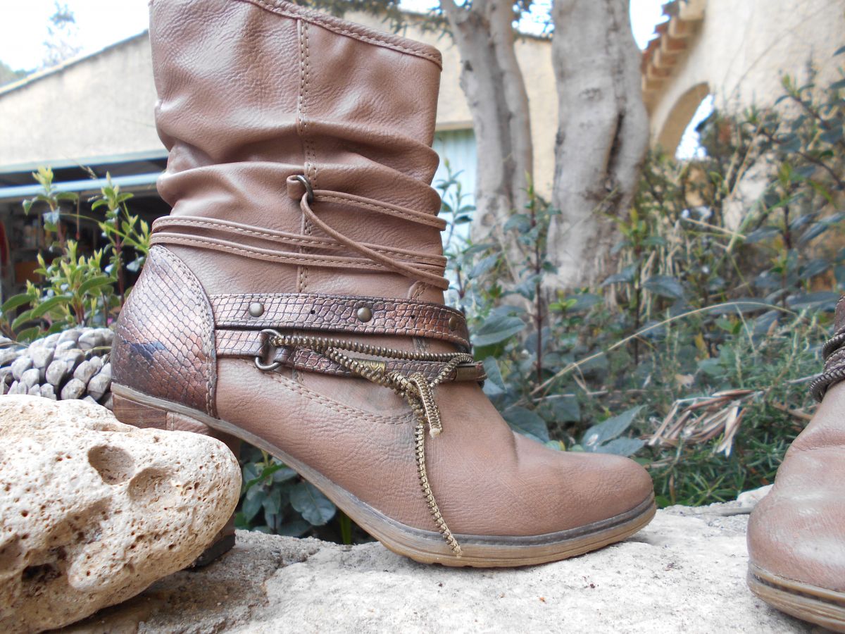 mustang-bottines-624vub-1.jpg BOTTINES MUSTANG T 36 MARRON GRIS CUIR – Luckyfind – Image 1