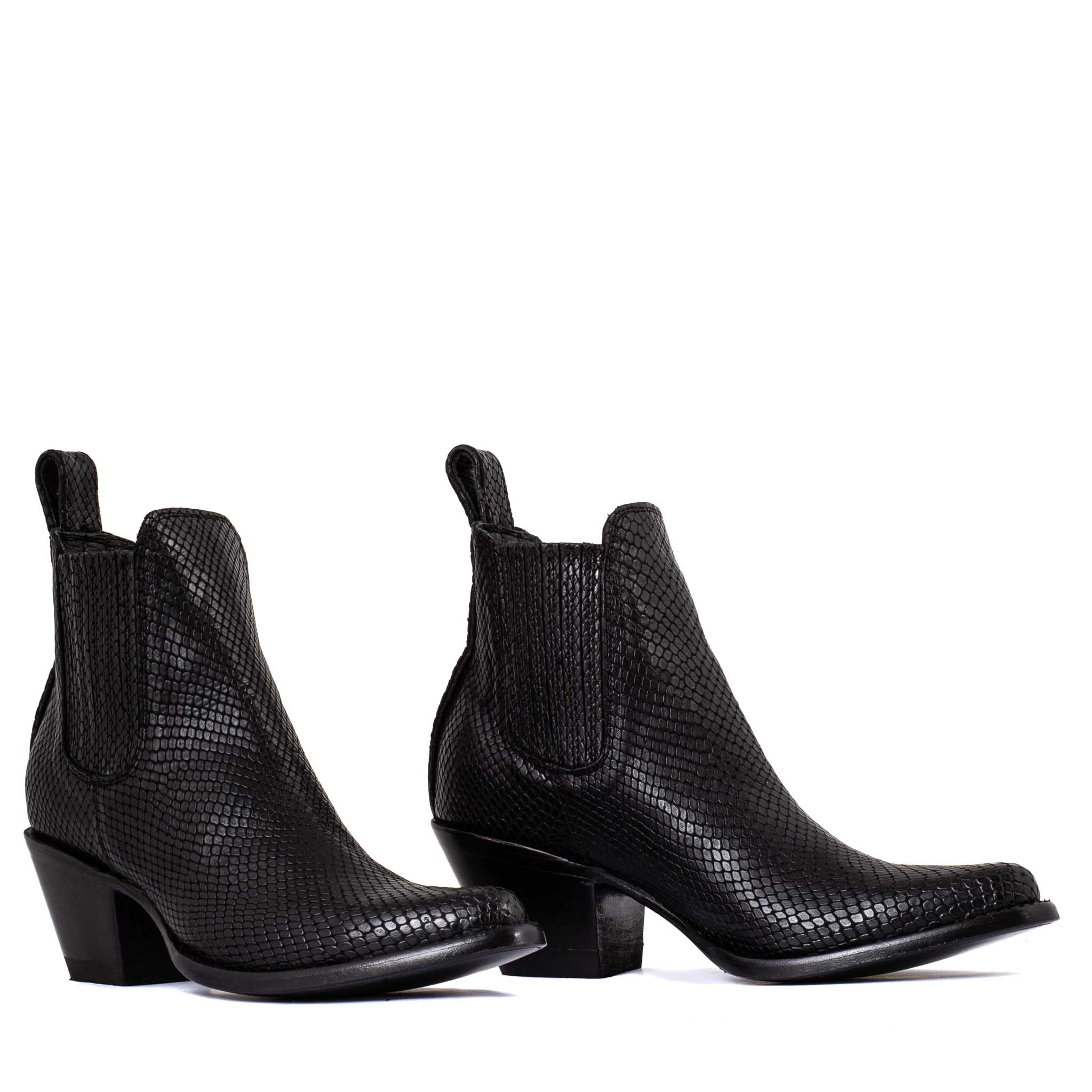 santiag-noir-femme-281yop-1.jpg Santiag noire en cuir embossé serpent Estudio black snake Santiags femme – Image 1